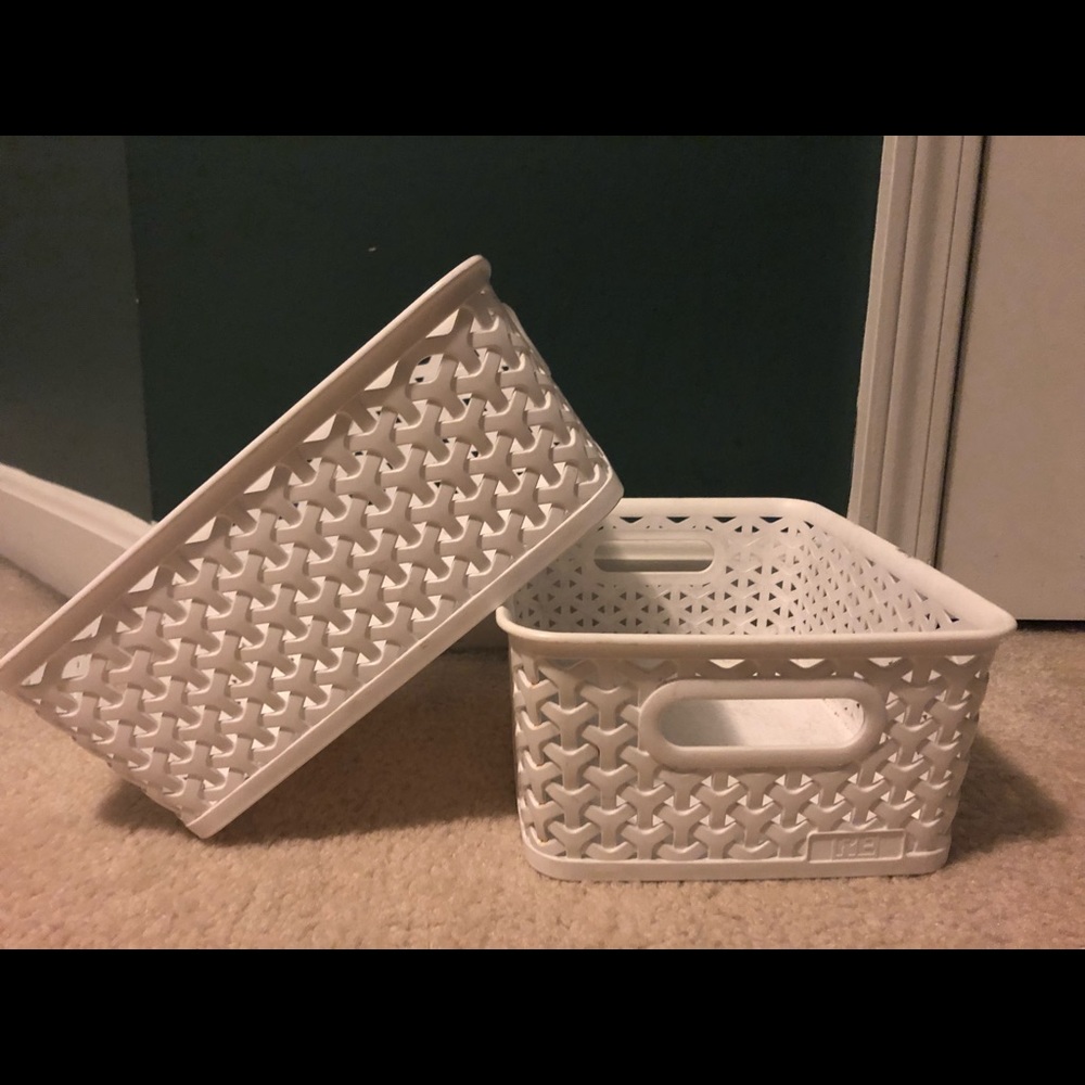 Storage Container (White) - Picture 2 of 3